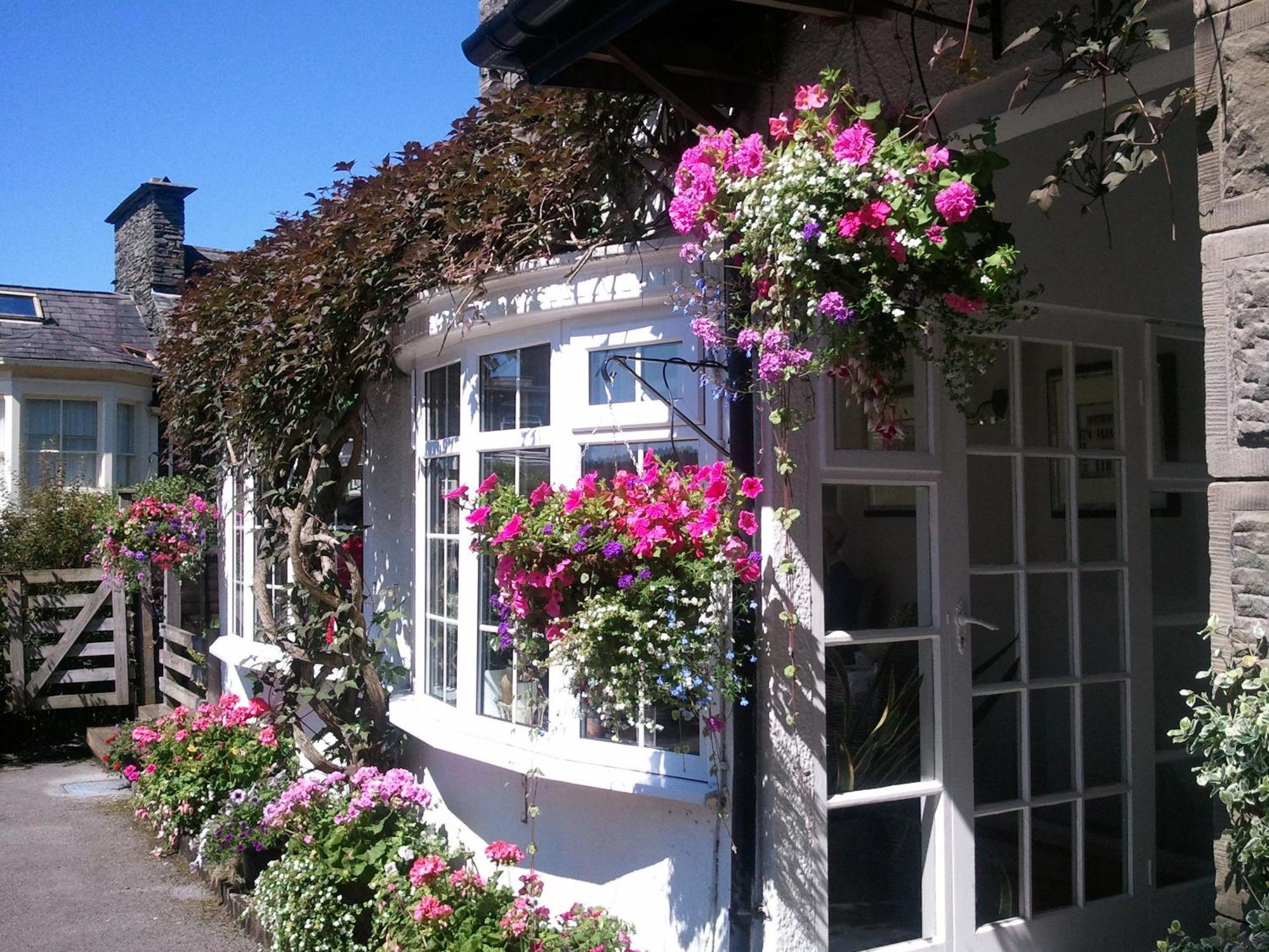 Hotel The Westbourne à Bowness-on-Windermere Extérieur photo